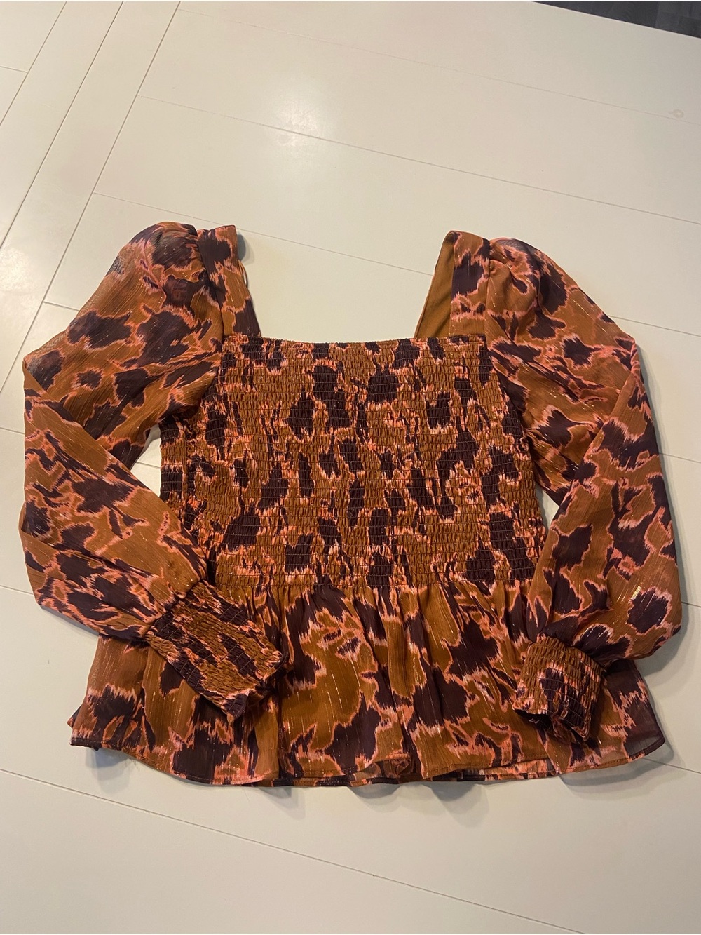 Women’s Nine West shimmer blouse